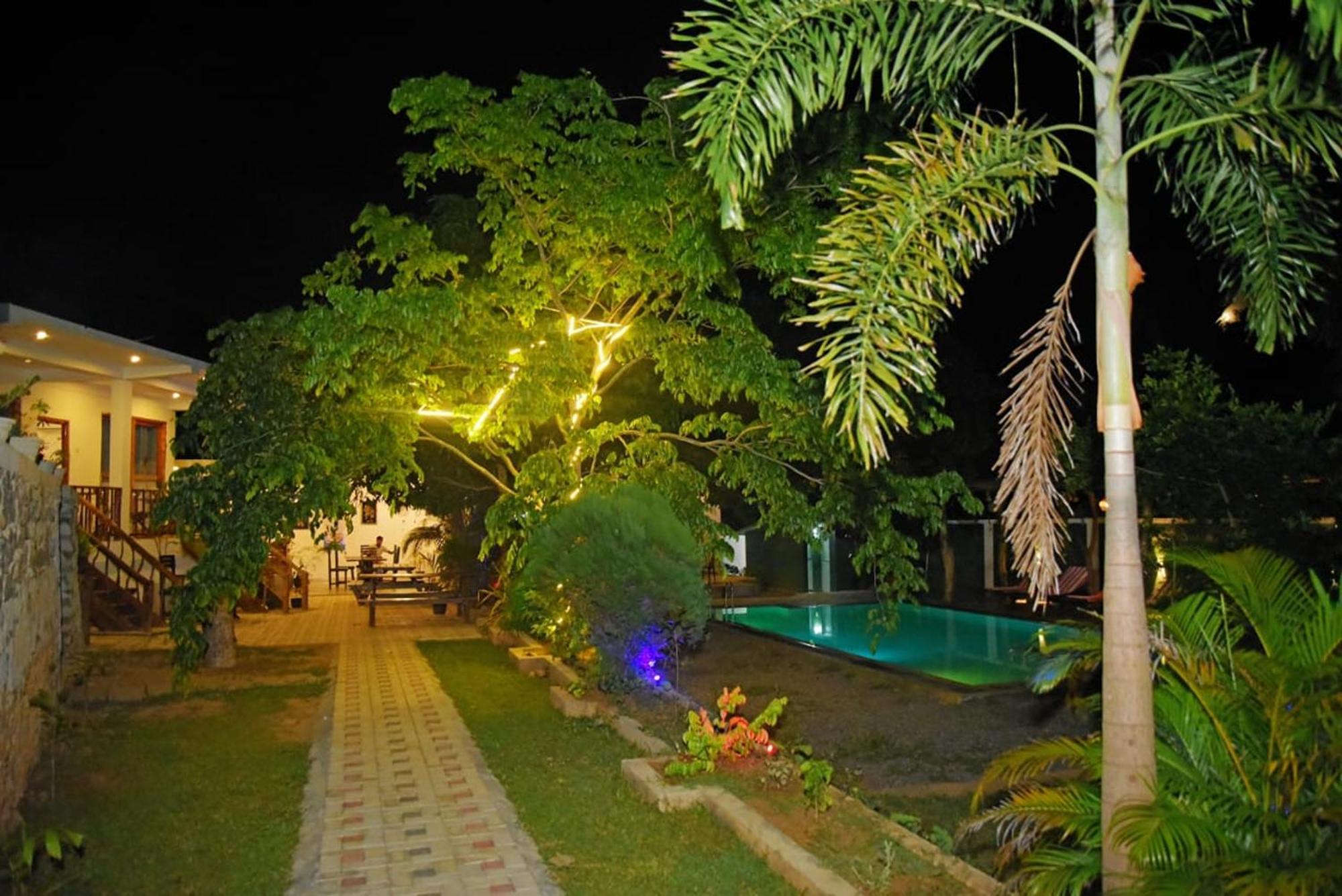 Lily Resort Udawalawe Bagian luar foto
