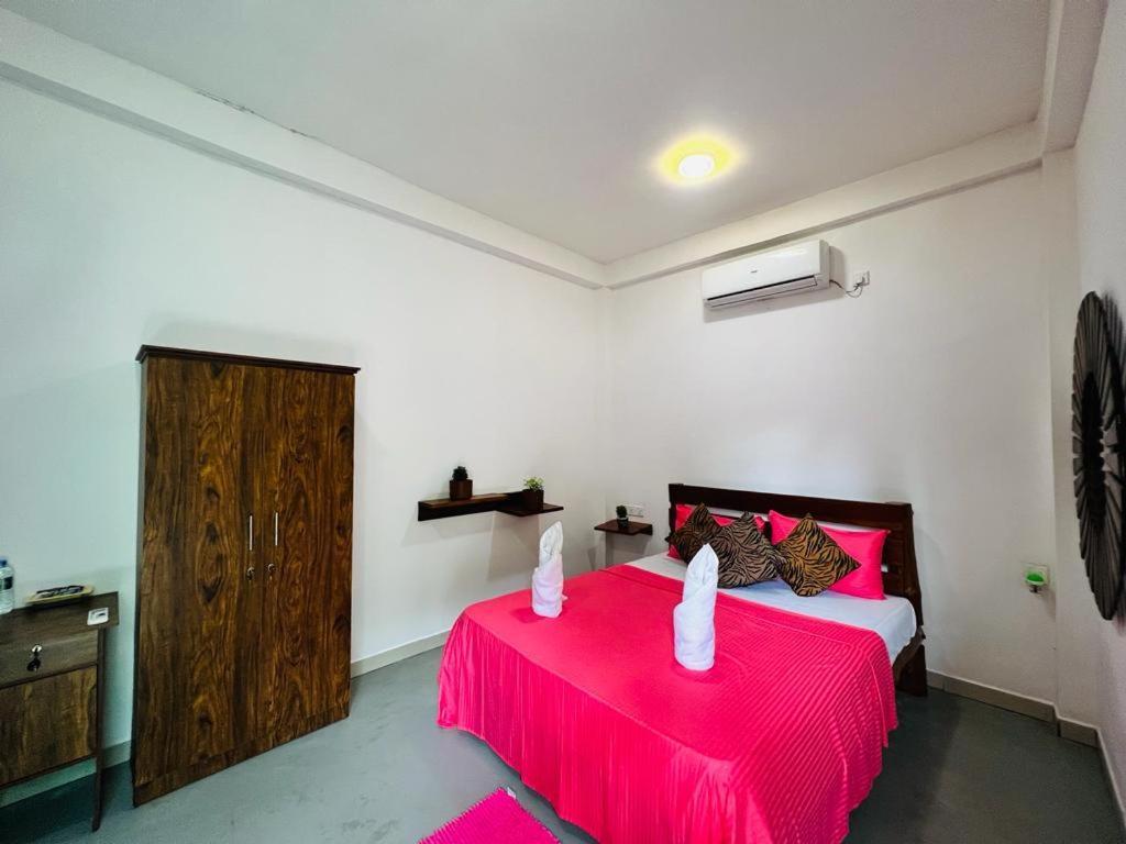Lily Resort Udawalawe Bagian luar foto